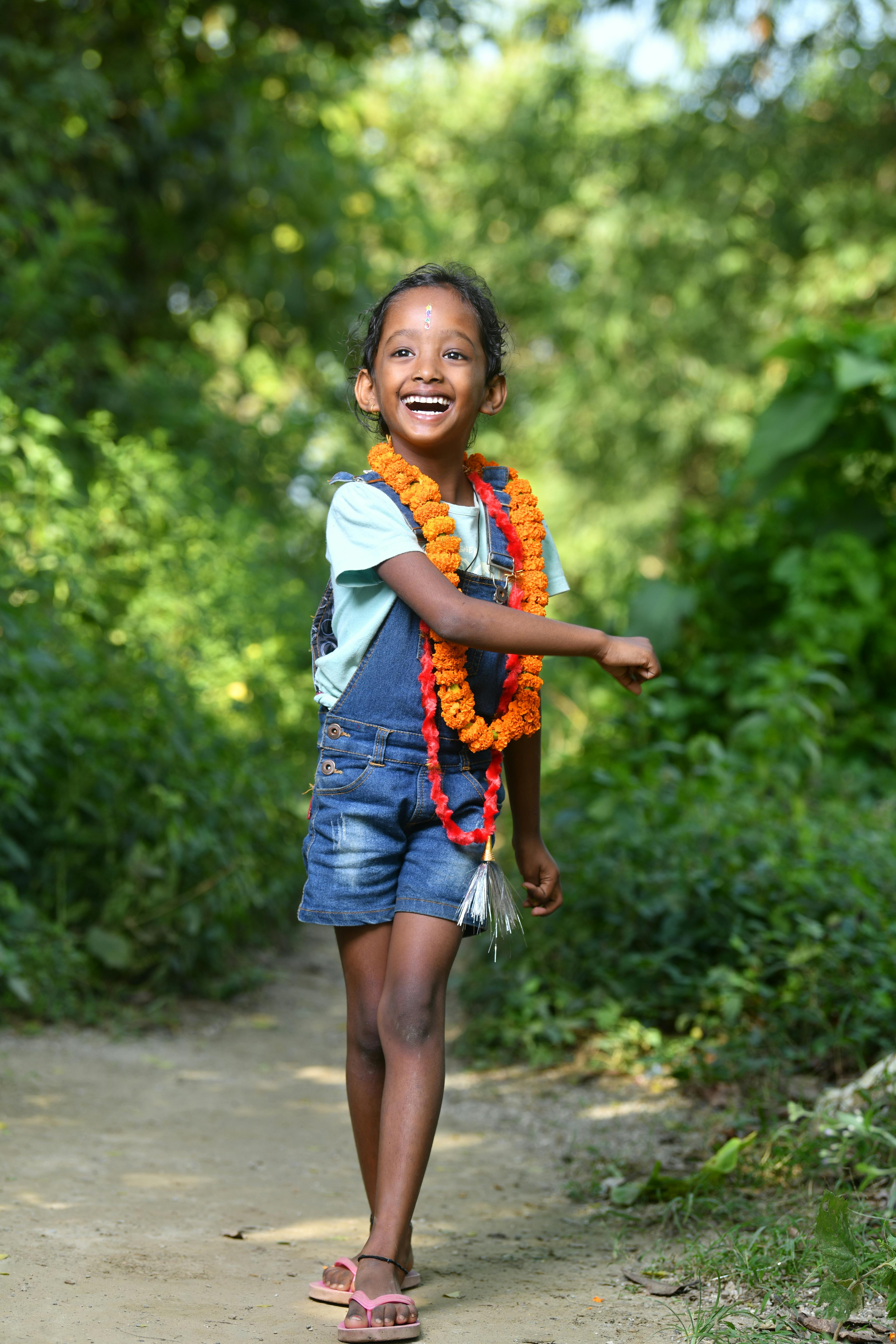 《星河匠人》动漫海报图