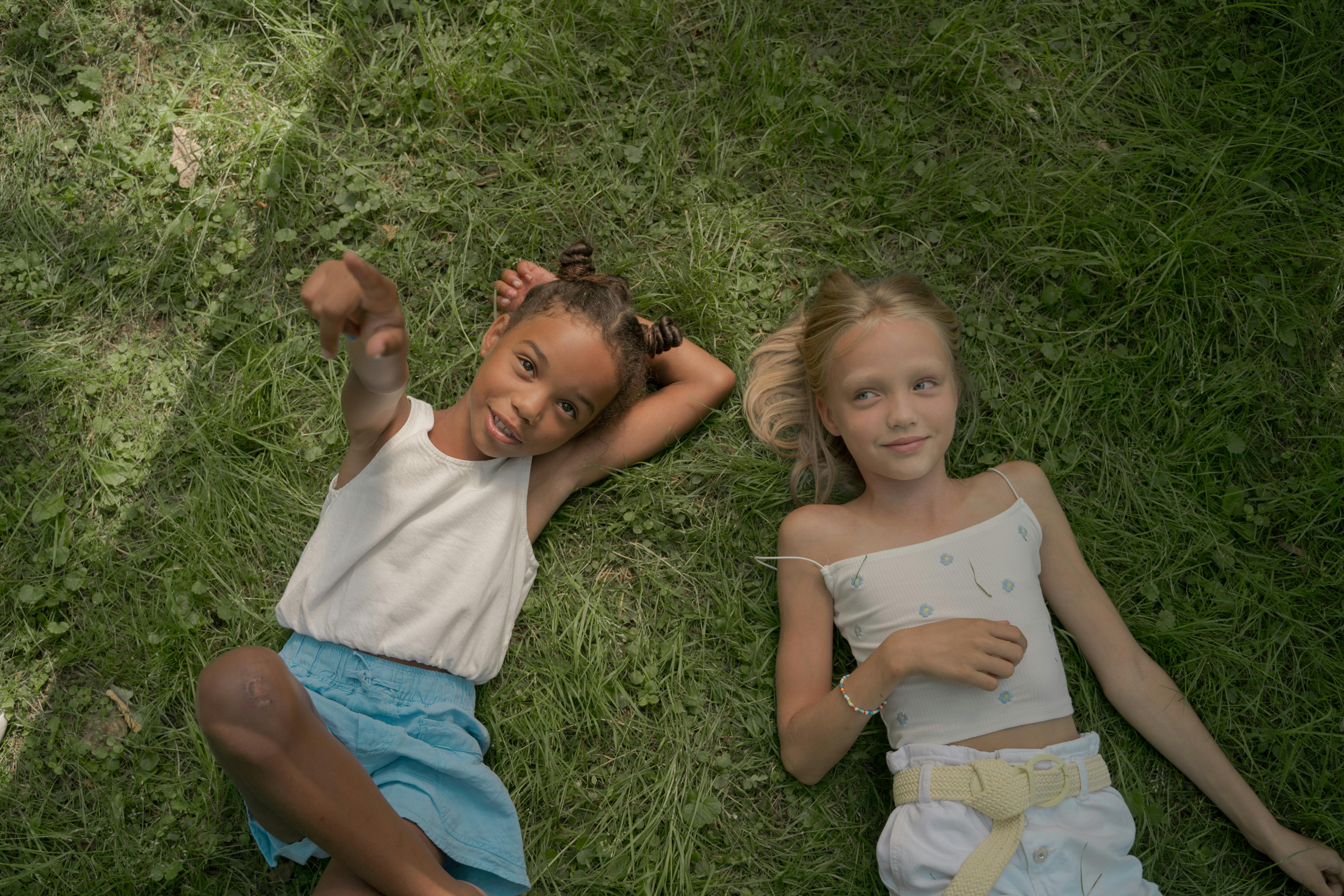 《雾影长街》电影海报图