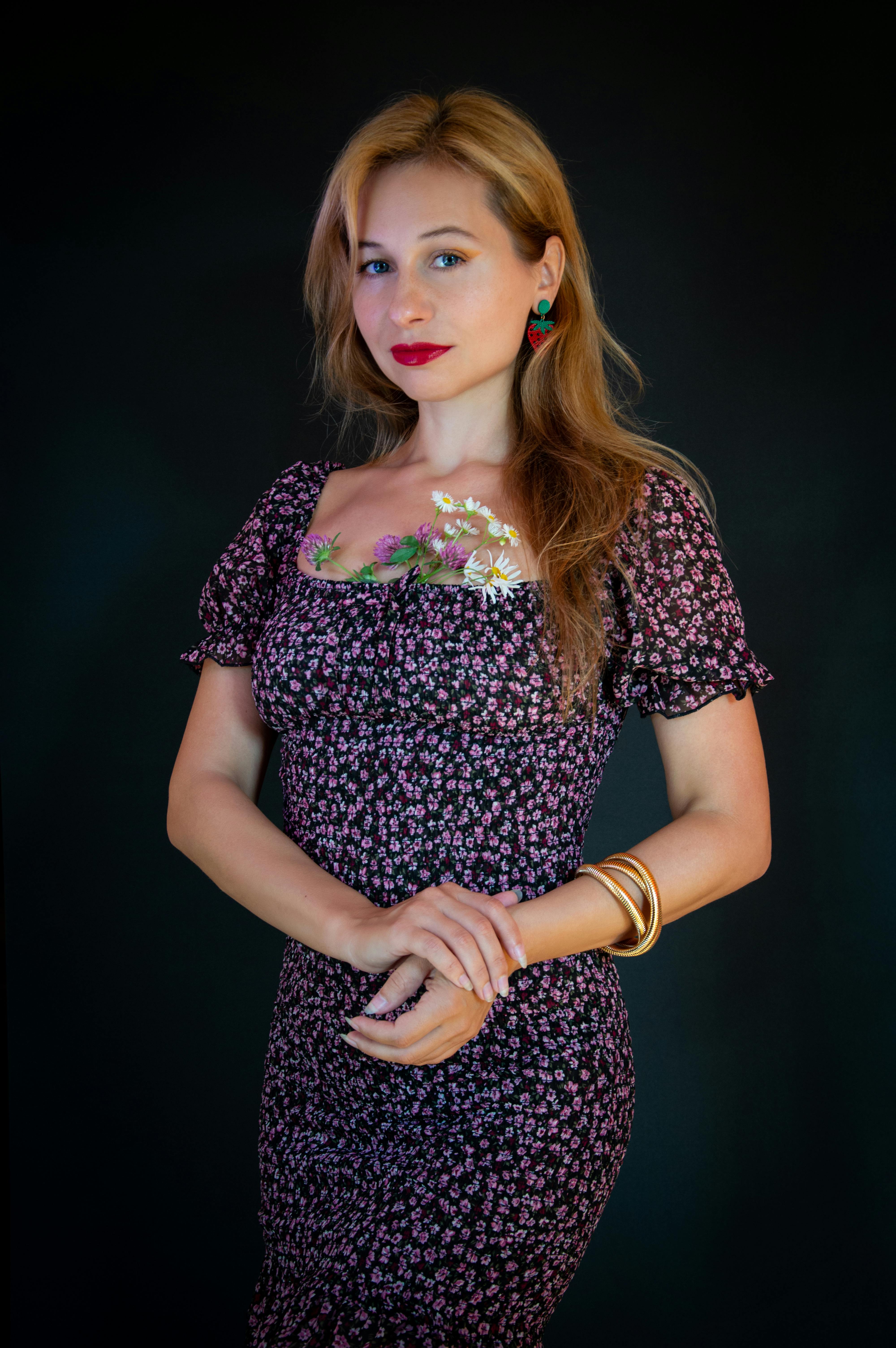 《天光碎影》电视剧海报图